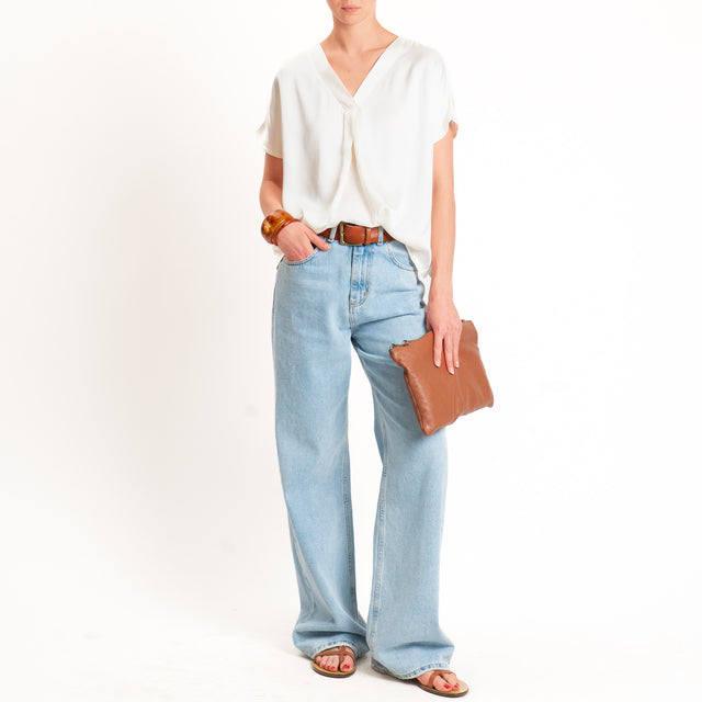 Anonyme-Blusa in satin scollo a v - burro