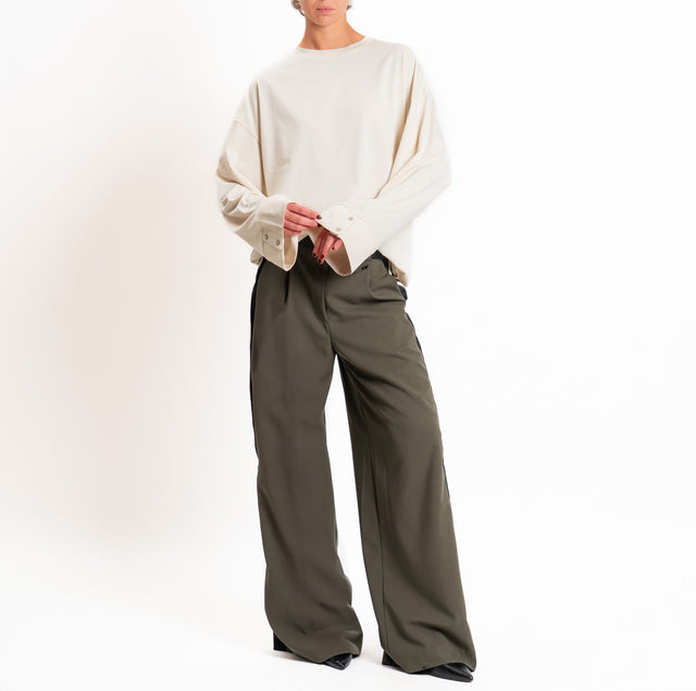 Tensione in-T-shirt oversize manica ampia con polsini e bottoni - burro