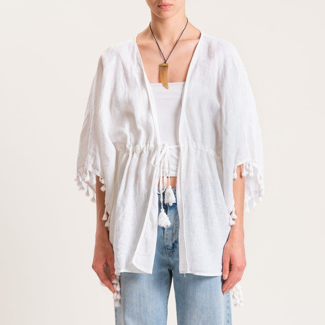 Tensione in-Kimono in lino con nappine - bianco