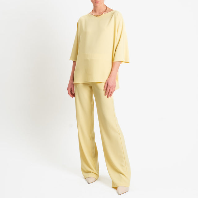 Kontatto-Completo blusa e pantalone tessuto fluido - giallo