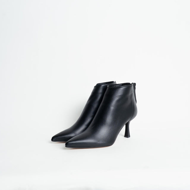 Ovyè- Tronchetto in pelle - Nero