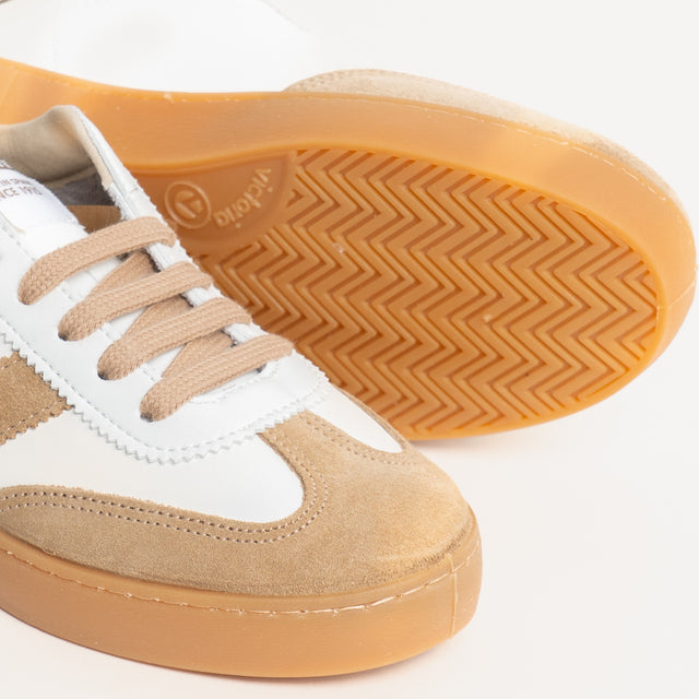 Victoria-Sneakers effetto pelle e camoscio - latte/beige