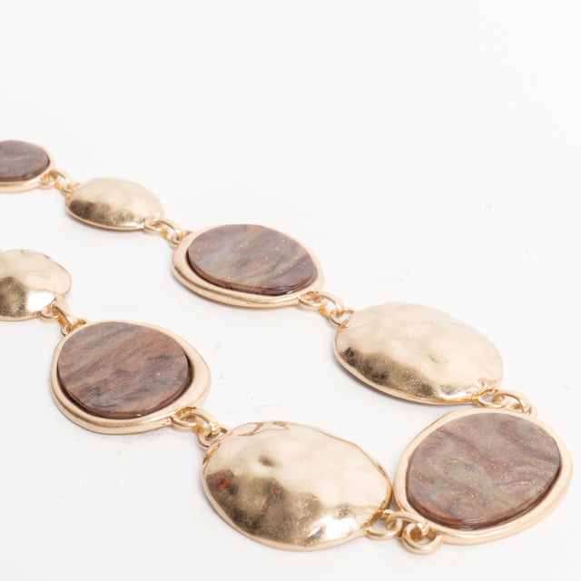 W by Whitemood-Collana con pietre e medaglie martellate - bronzo