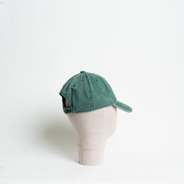 W by Whitemood- Berretto stone washed - Verde