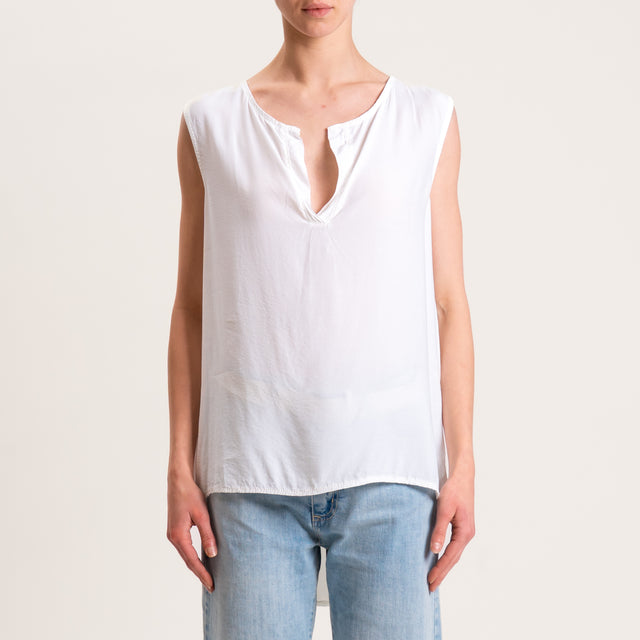 Zeroassoluto-Blusa smanicata 100% viscosa - panna
