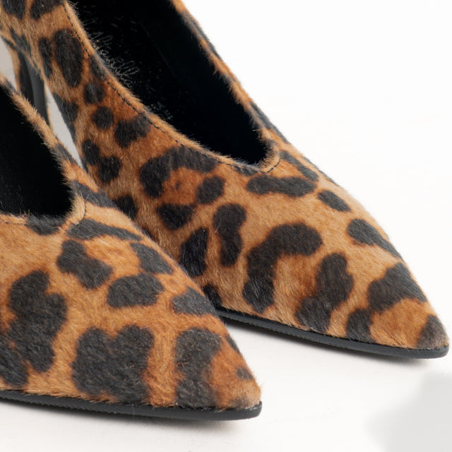 Lucrezia D'Altavilla-Decolletè animalier con tacco - maculato beige/nero