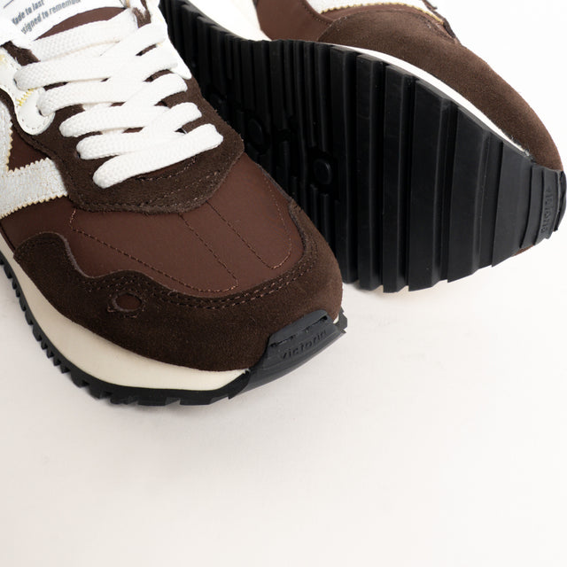 Victoria-Sneakers effetto camoscio - cioccolato/latte