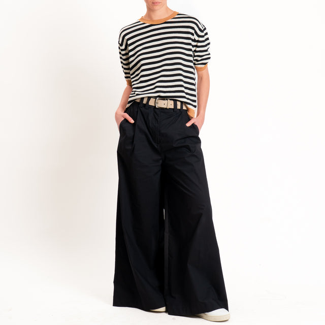 Vicolo-Pantalone popeline con pinces - Nero