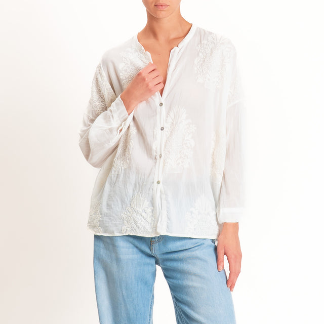 Motel-Camicia mussola con ricami - latte