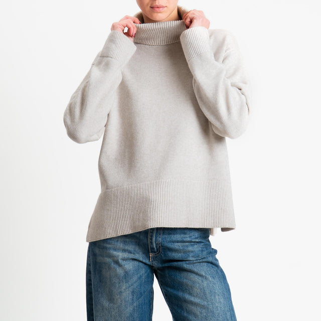Zeroassoluto-Maglia scatola collo ad anello cannolè - gesso