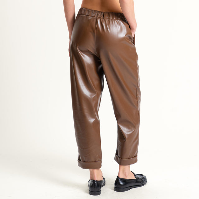 Dixie-Pantalone similpelle elastico dietro con pinces e risvolto- bruciato