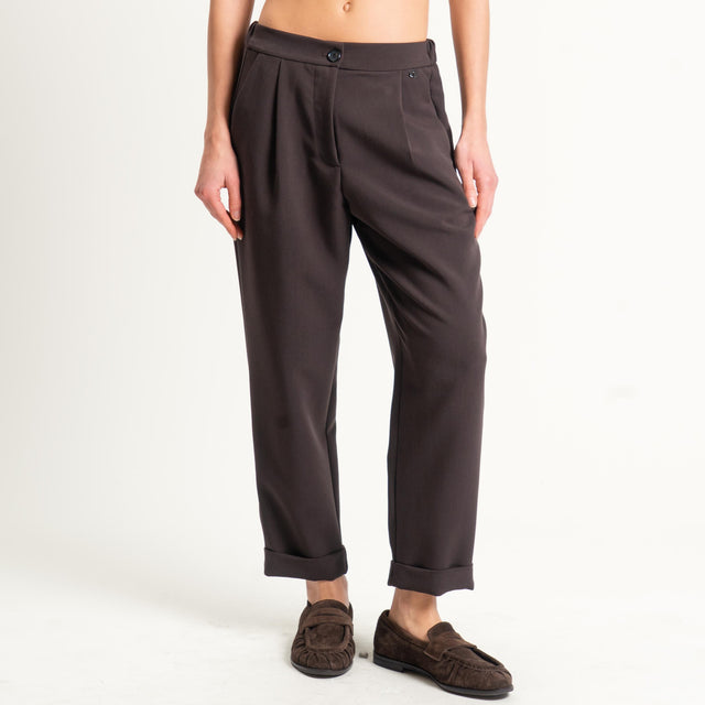 Dixie-Pantalone con pinces elastico dietro - cioccolato