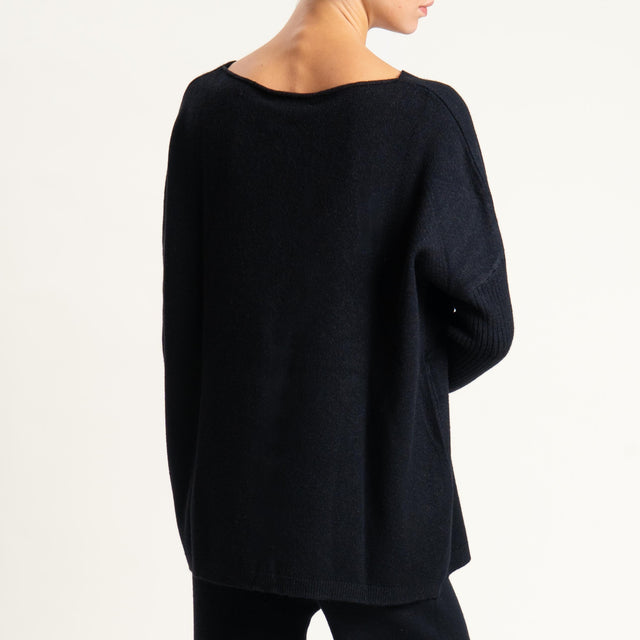 Haveone- Completo in maglia scollo a barca - nero