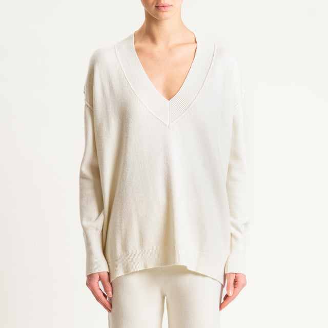 Haveone- Completo in maglia scollo v - panna