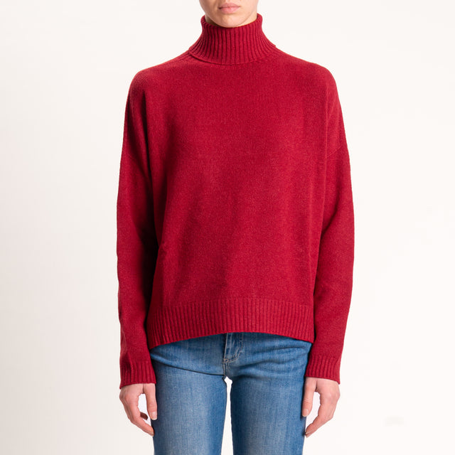 Kontatto-Maglia collo alto spacchi laterali - cherry