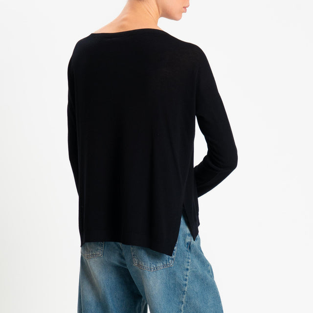 Kontatto- Maglia scatola spacchi laterali - Nero