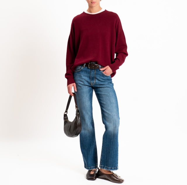 Kontatto-Round neck sweater with ribbed edges - marsala