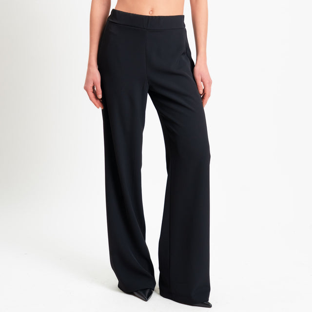 Kontatto-Completo blusa e pantalone tessuto fluido - nero