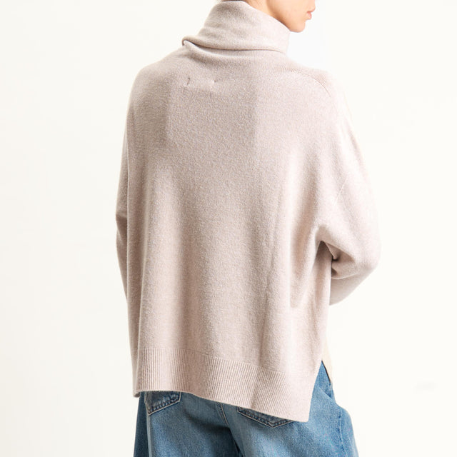 Kontatto-Maglia collo alto spacchi laterali (QS) - beige