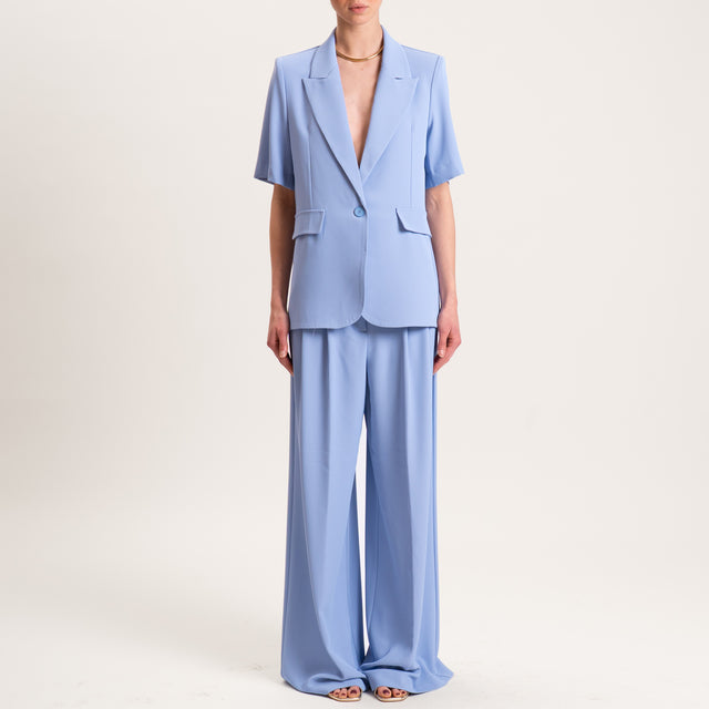 Kontatto-Completo giacca e pantalone tessuto fluido mezza manica- cielo