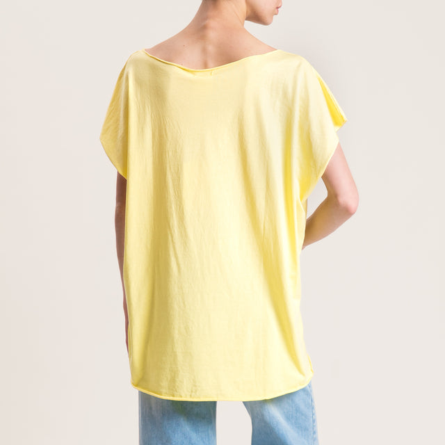 Kontatto-T-shirt smanicata taglio vivo - giallo