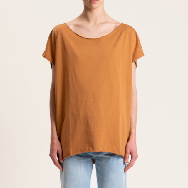 Kontatto-T-shirt smanicata taglio vivo - moka