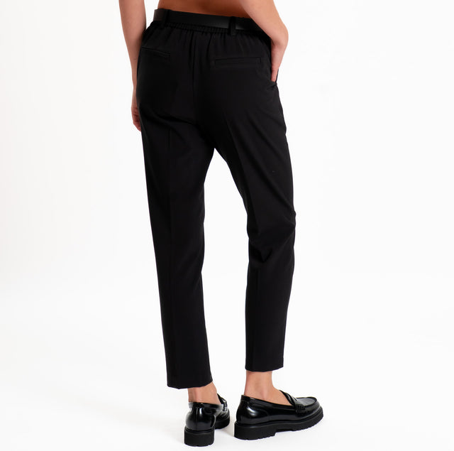 Motel-Pantalone elastico dietro con cintura - nero