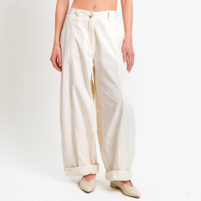 Motel-Pantalone barrel elastico dietro - burro