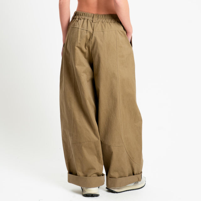 Motel-Pantalone barrel elastico dietro - bruciato