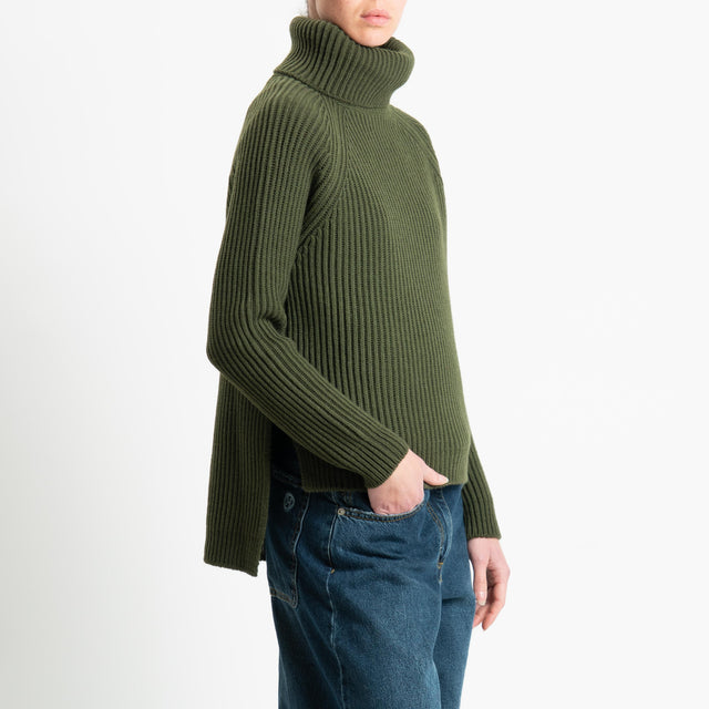 Motel-Maglia collo alto costa inglese spacchi laterali - muschio