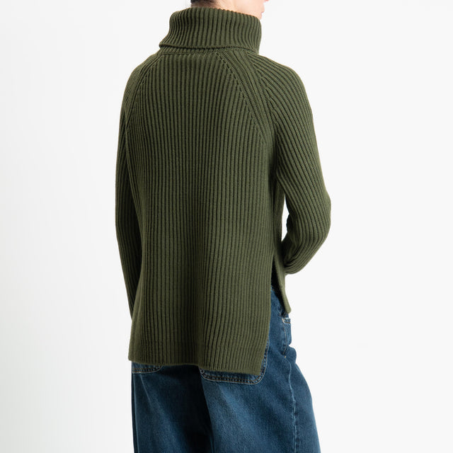 Motel-Maglia collo alto costa inglese spacchi laterali - muschio