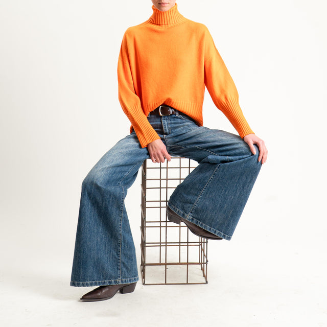 Motel-Maglia scatola collo alto bordi a coste - orange