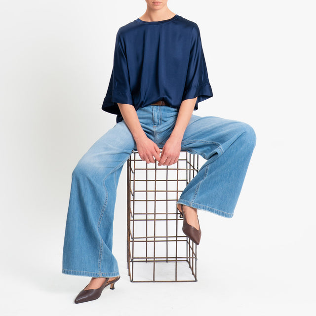 Motel-Blusa in satin manica scesa - blu