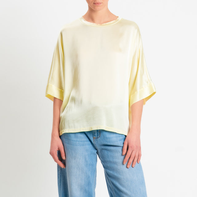 Motel-Blusa in satin manica scesa - mimosa