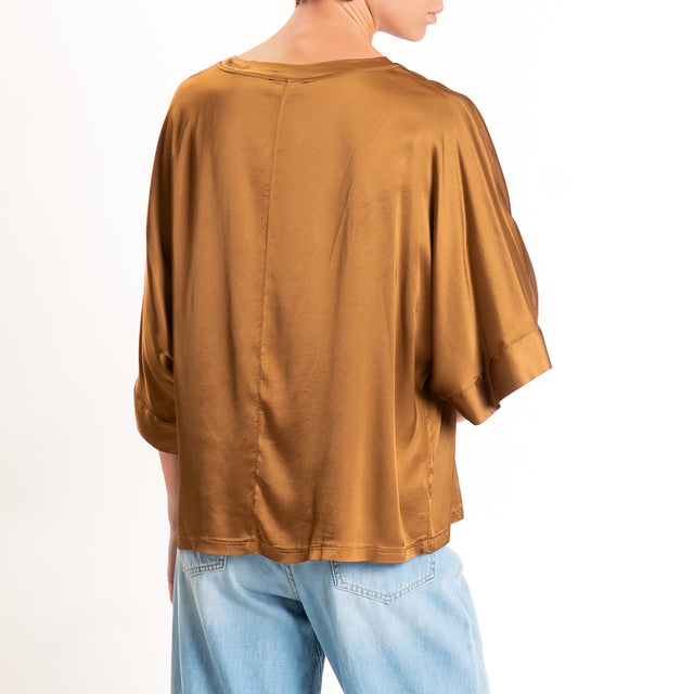 Motel-Blusa in satin manica scesa - sigaro