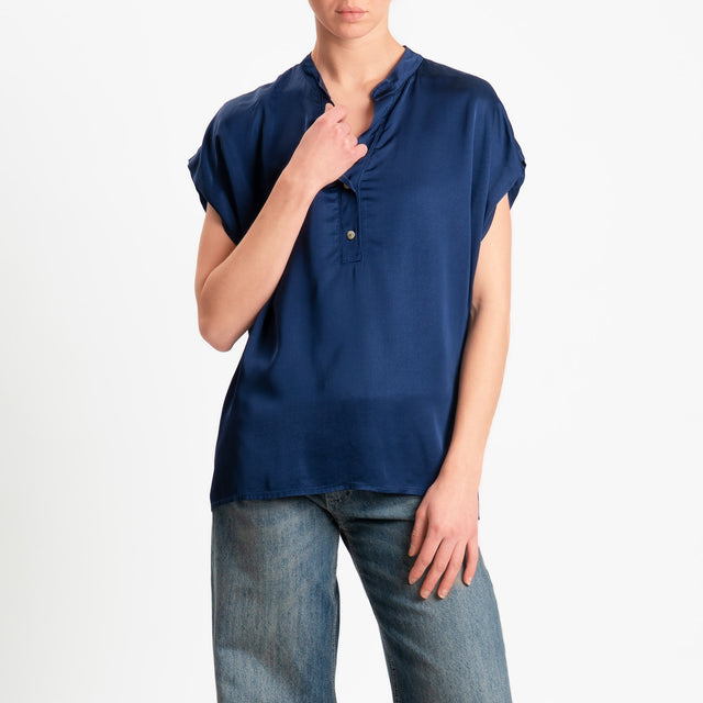 Motel-Blusa chester smanicata in satin - blu