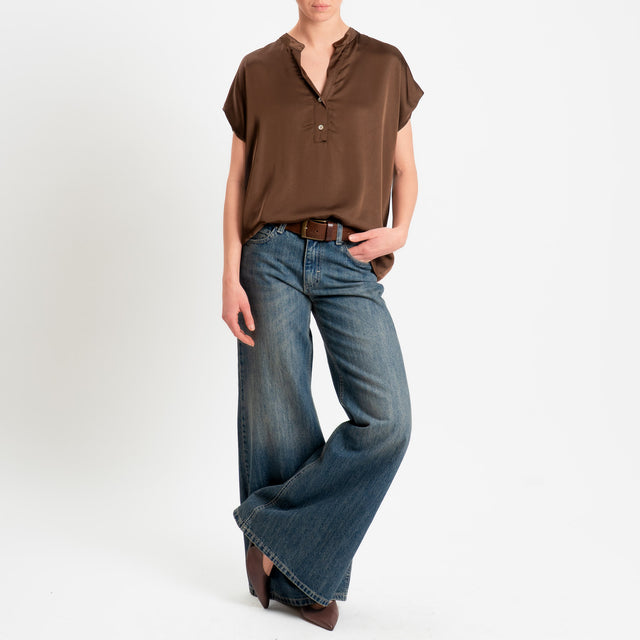 Motel-Blusa chester smanicata in satin - caffe'