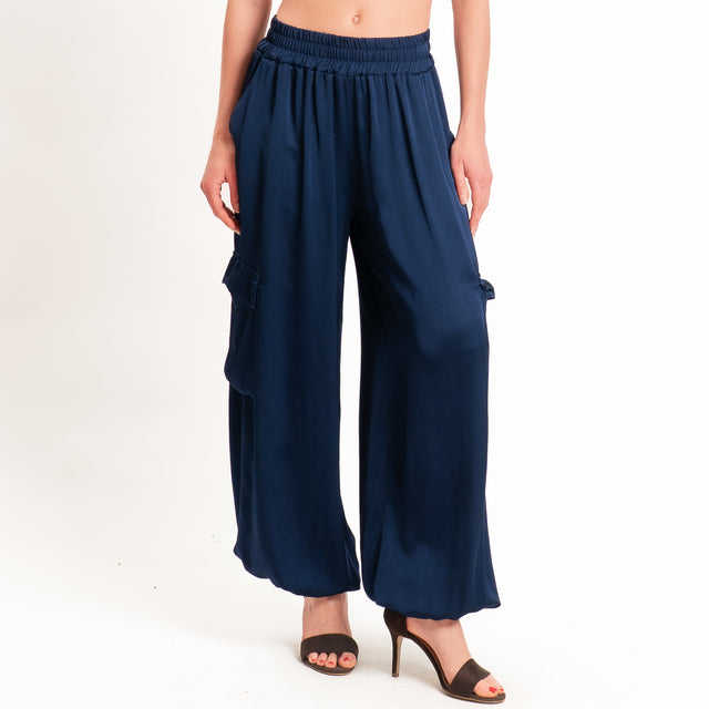 Motel-Pantalone cargo in satin elastico in vita - blu