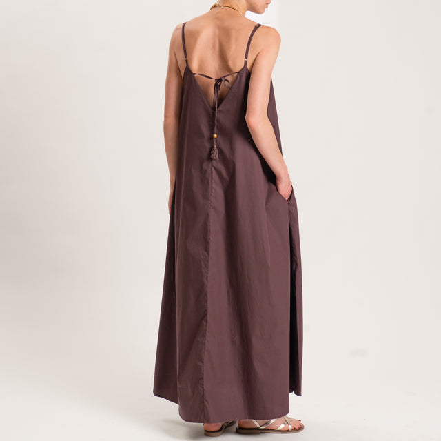 Vestido de tela Motel-Parachute con tirantes ajustables - marrón oscuro