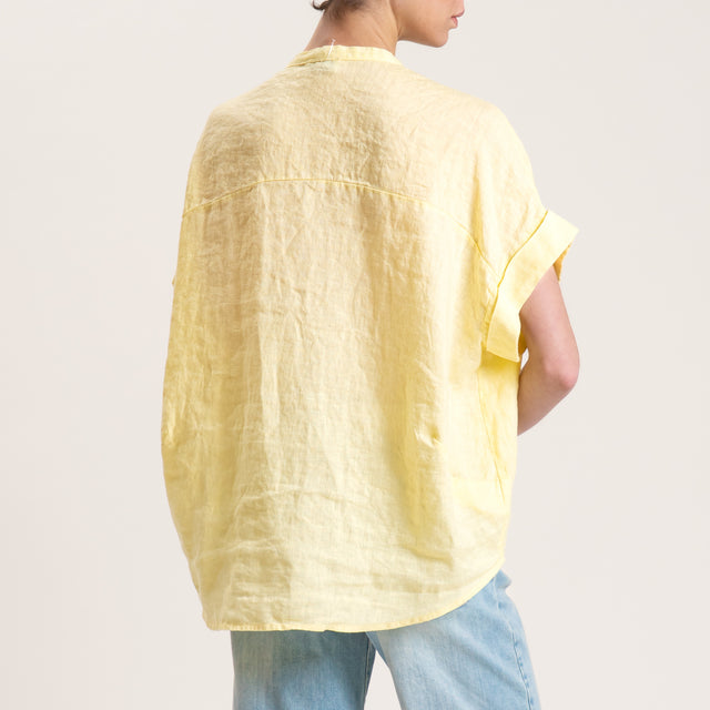 Motel-Camicia in lino mezza manica con spilla - giallo