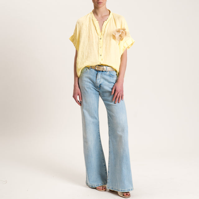 Motel-Camicia in lino mezza manica con spilla - giallo