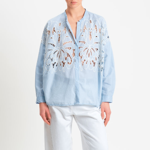 Motel-Camicia traforata con ricami - celeste