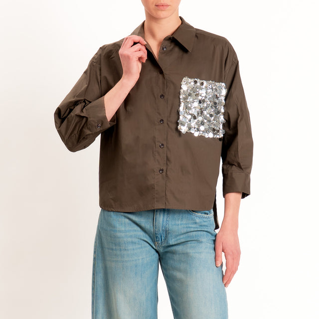 Motel-Camicia con taschino maxi pailettes - moro