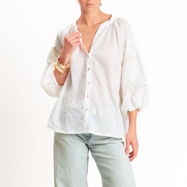 Motel-Camicia mussola traforata con ricami - burro