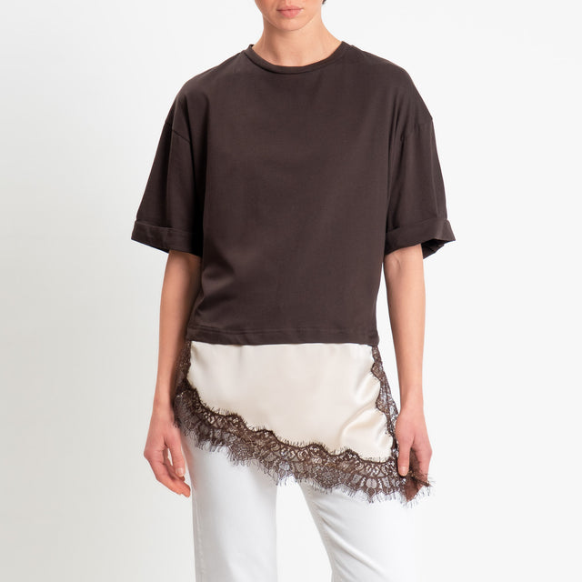 Motel-T-shirt asimmetrico con pizzo - moro/burro