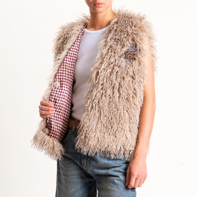 Motel-Gilet ecomongolia con spilla - beige