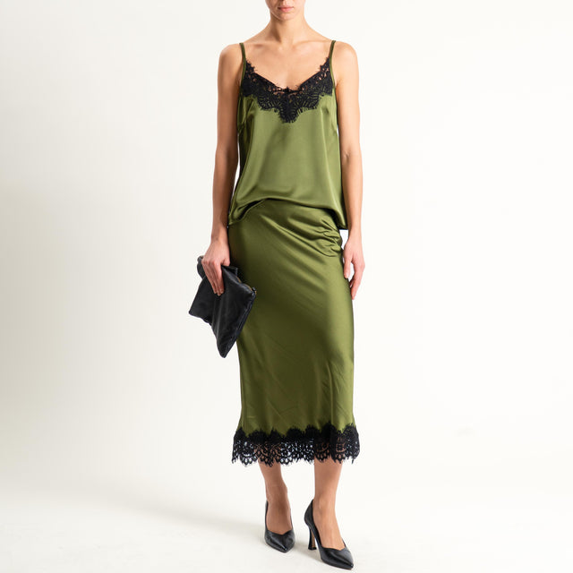 Motel-Top satin con pizzo - militare/nero