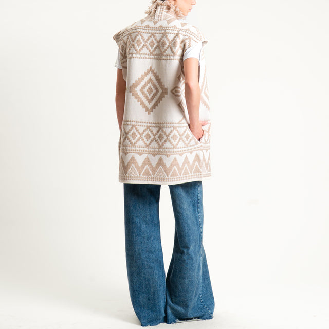 Motel- Gilet jacquard con frange - off white/sand