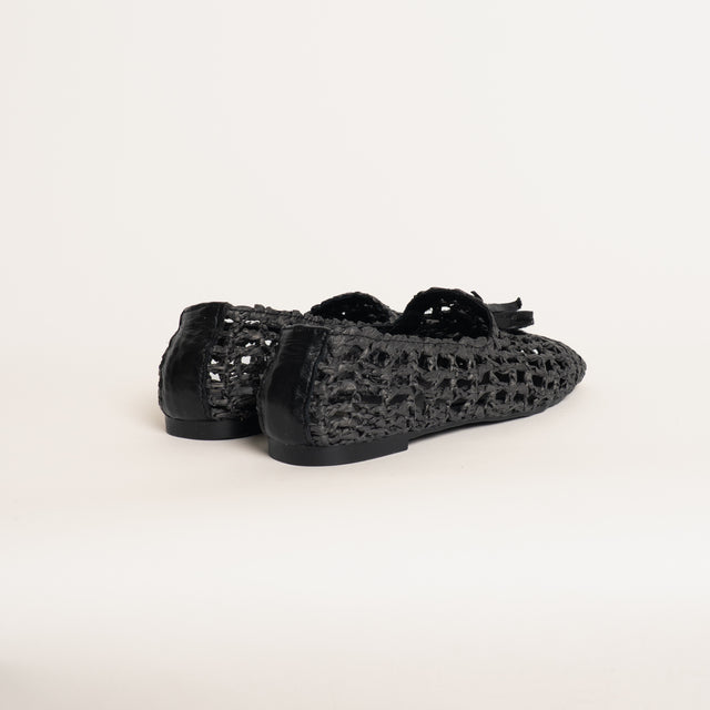 Ovyè-Loafer in rafia intrecciata - nero