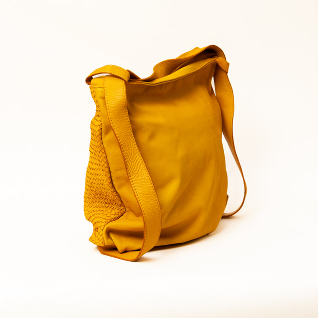 Zeroassoluto - Borsa zaino in pelle intrecciata - Senape